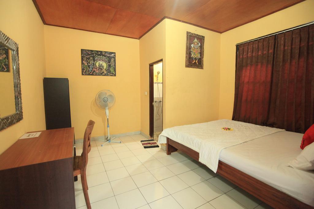 Liang House And Hostel Ubud  Exterior photo